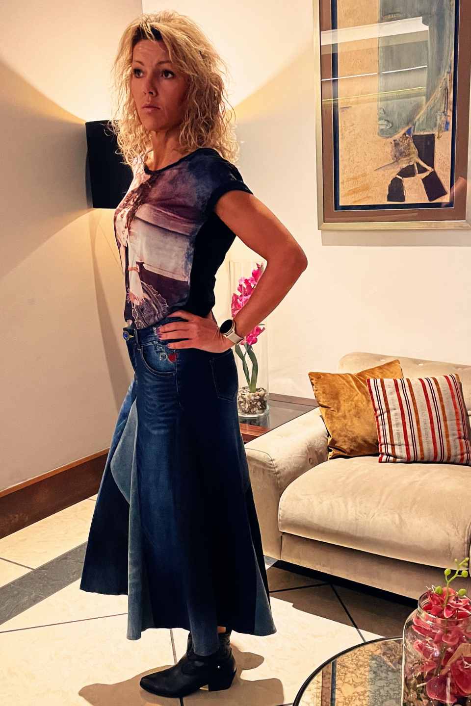 Asimetrična-suknja-od-recikliranog-trapera